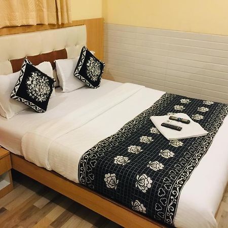Hotel Kf Residency Mumbai Bagian luar foto