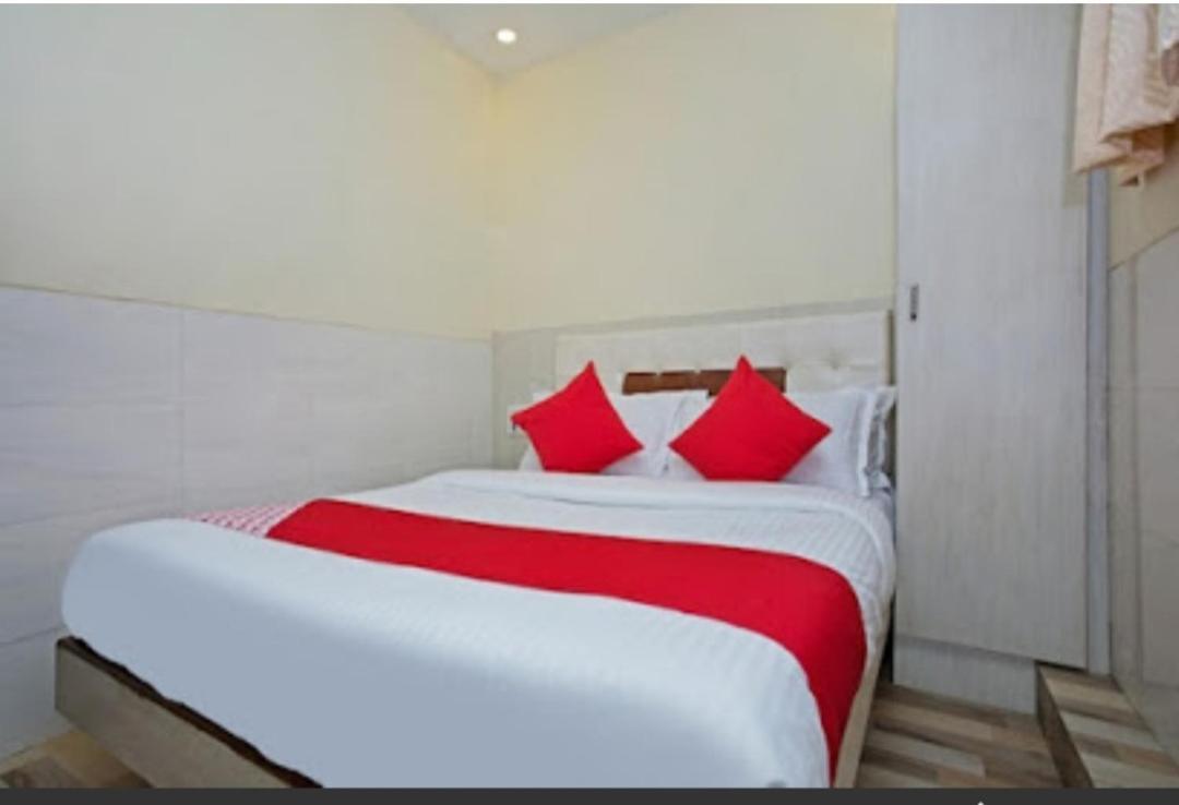 Hotel Kf Residency Mumbai Bagian luar foto