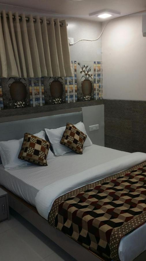Hotel Kf Residency Mumbai Bagian luar foto