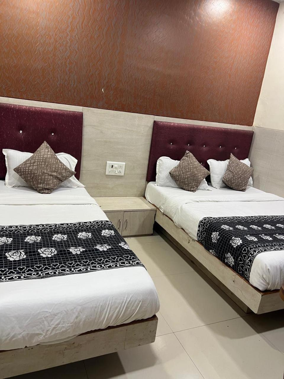 Hotel Kf Residency Mumbai Bagian luar foto